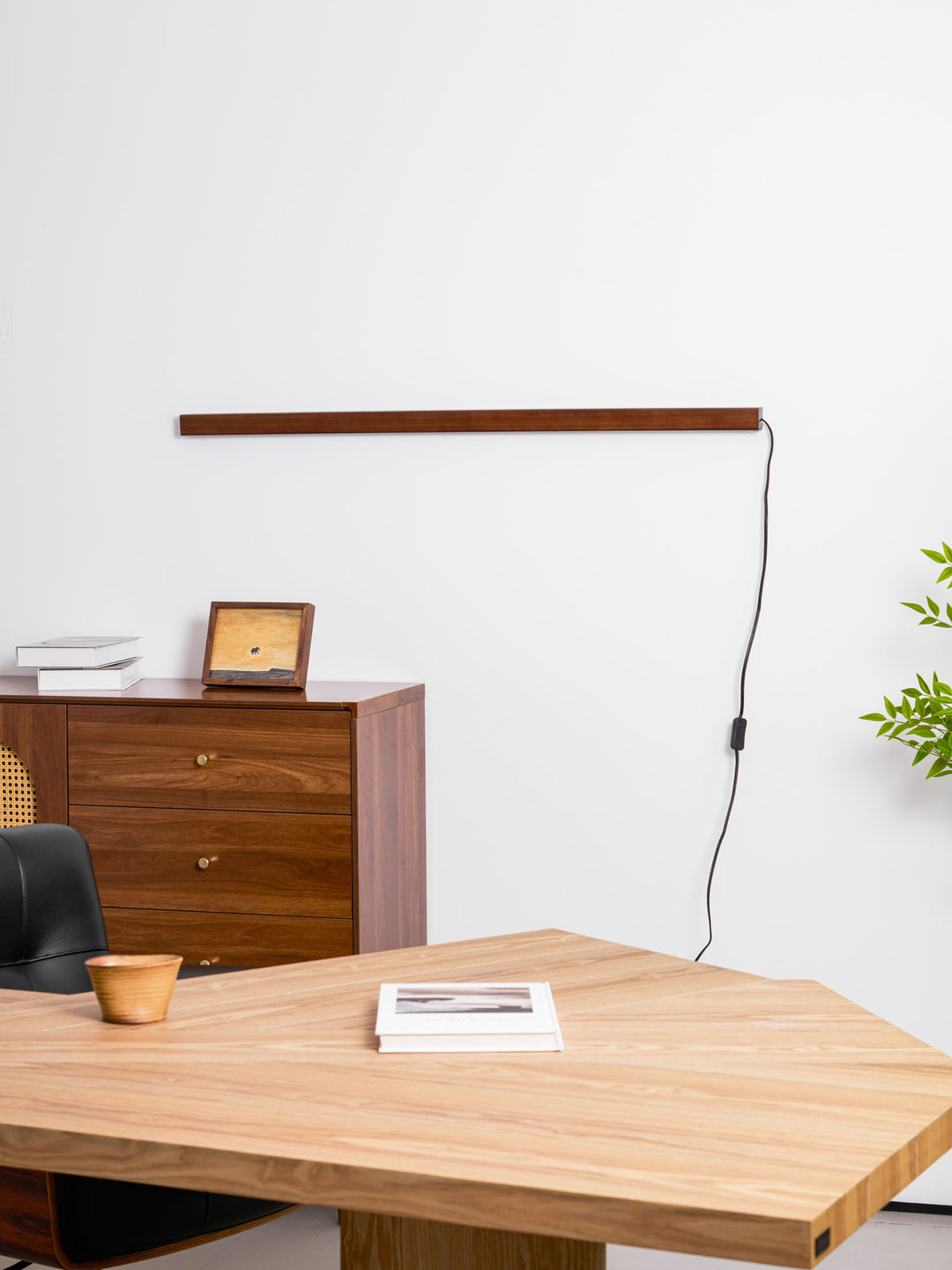 Arlo Linear Wood Plug - in Wall Light - Vakkerlight