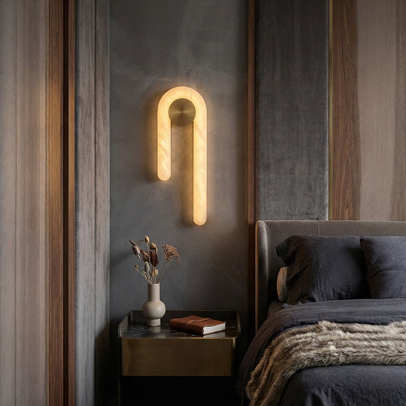 Arlo Loop Alabaster Wall Light - Vakkerlight