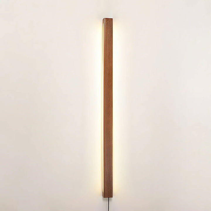 Arlo Linear Wood Plug-in Wall Light - Vakkerlight