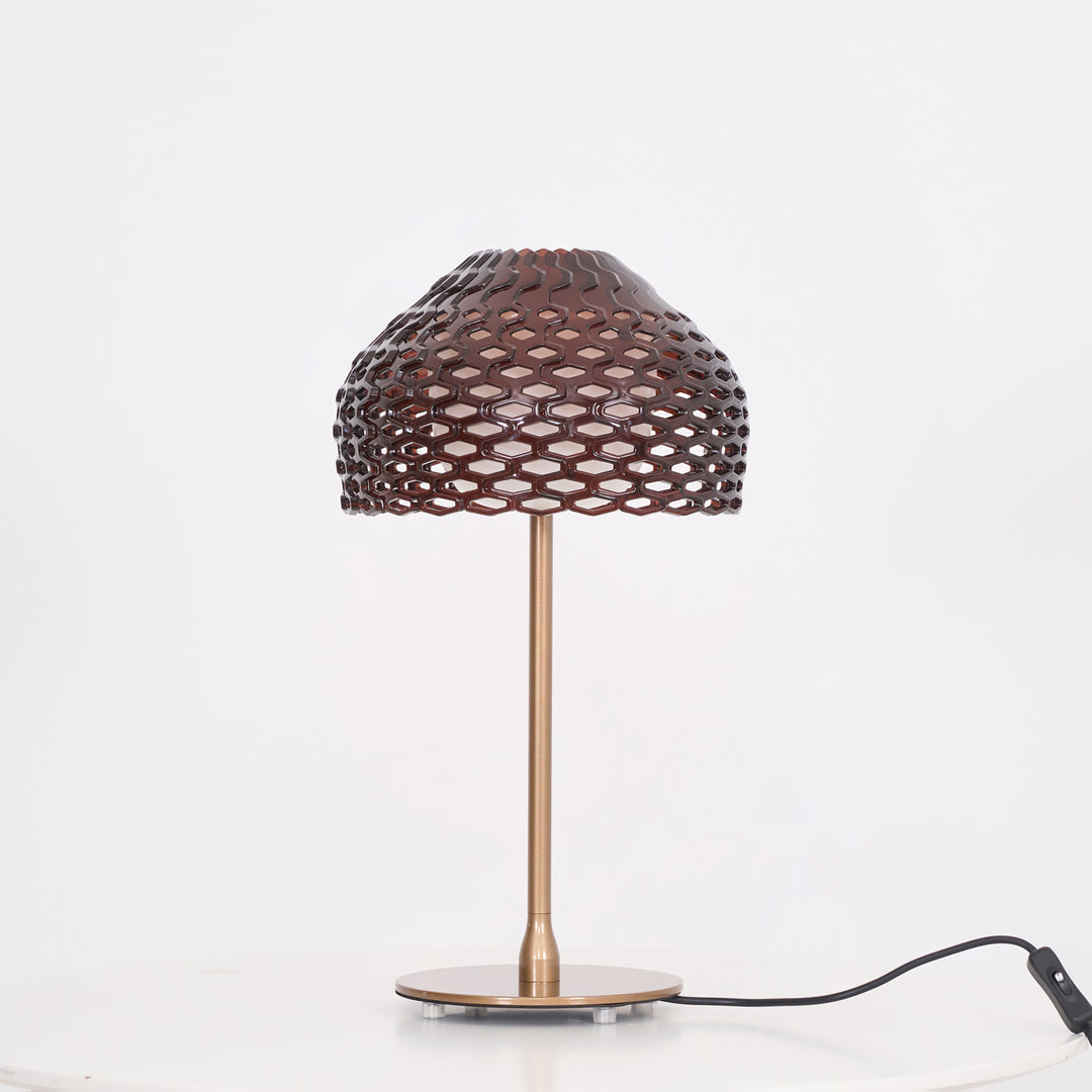 Armadillo Table Lamp - Vakkerlight