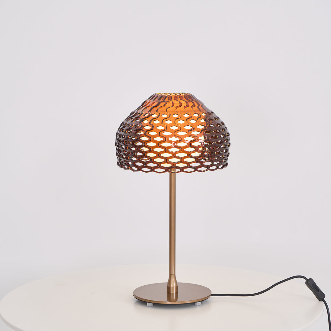 Armadillo Table Lamp - Vakkerlight