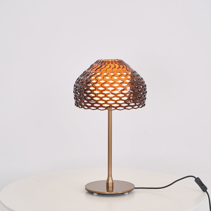 Armadillo Table Lamp - Vakkerlight