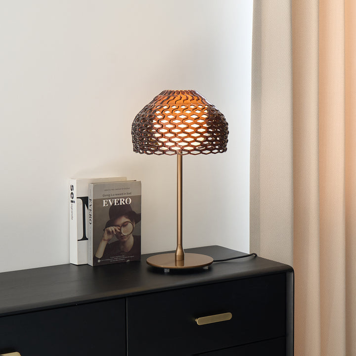 Armadillo Table Lamp - Vakkerlight