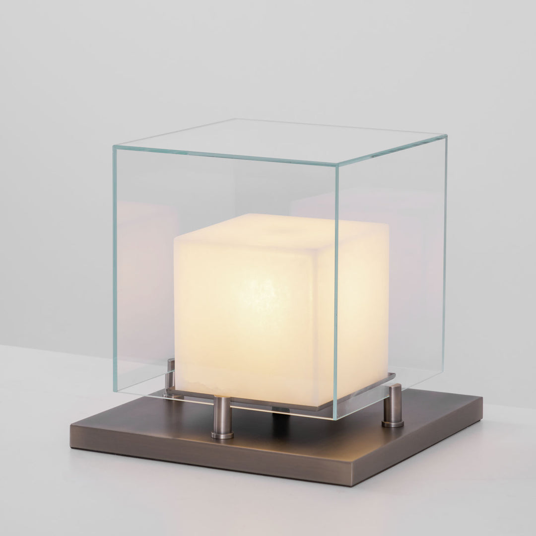 Arqra Alabaster Table Lamp - Vakkerlight