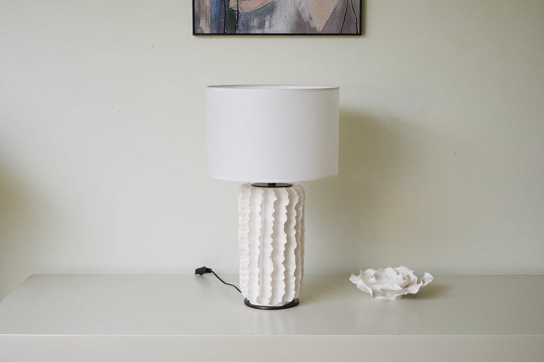 Arroyo Sculpted Ceramic Table Lamp - Vakkerlight