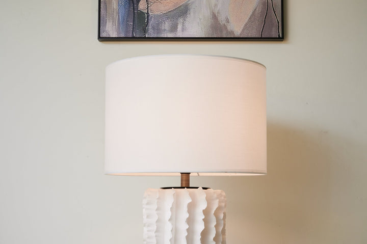 Arroyo Sculpted Ceramic Table Lamp - Vakkerlight