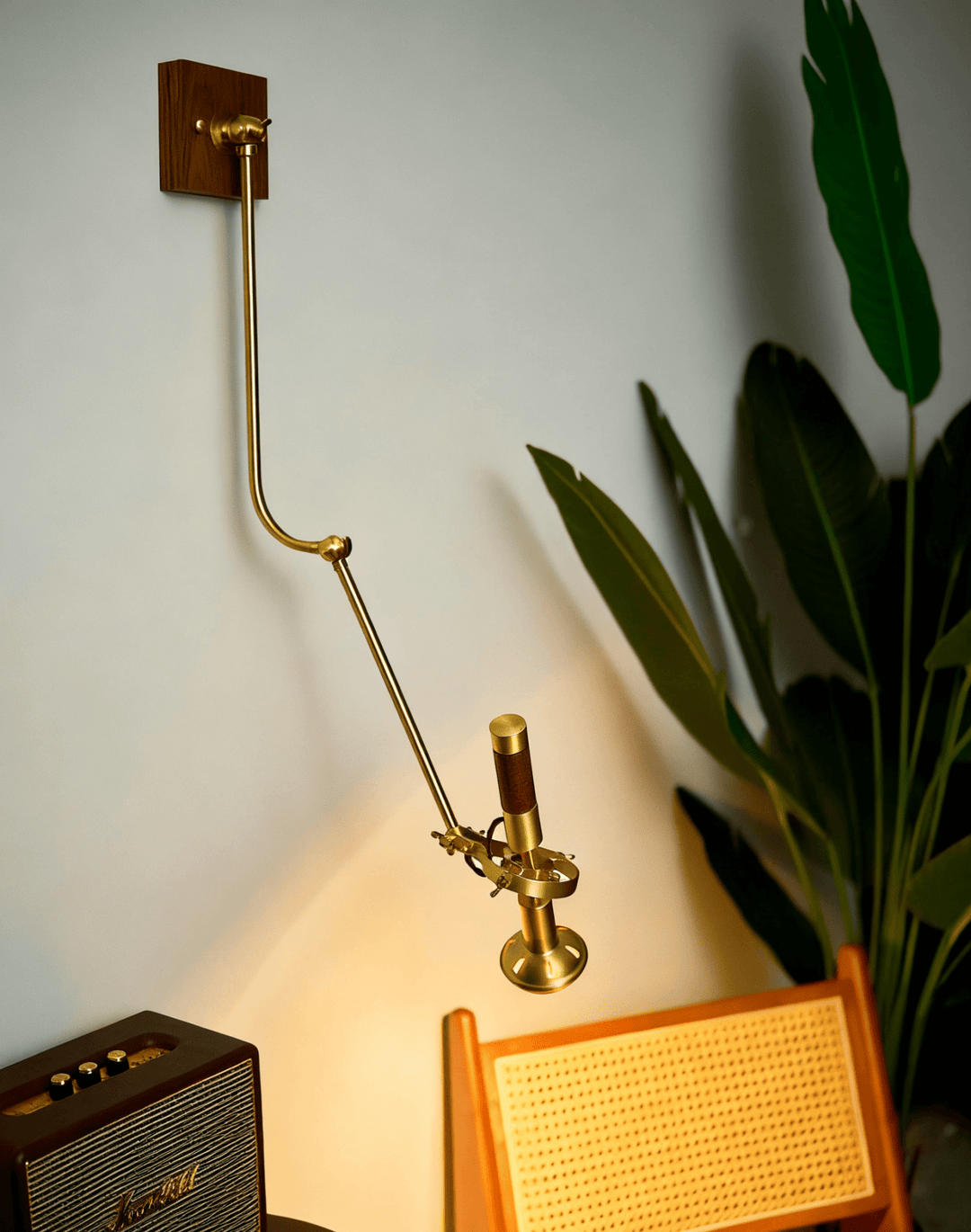 Articulated Wall Light - Vakkerlight