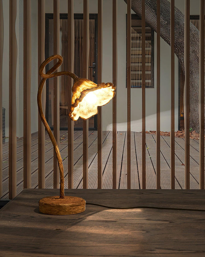 Artistic Lotus Leaf Table Lamp - Vakkerlight