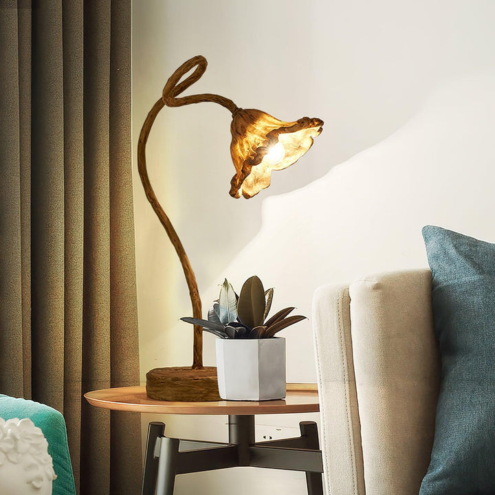 Artistic Lotus Leaf Table Lamp - Vakkerlight