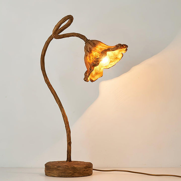 Artistic Lotus Leaf Table Lamp - Vakkerlight