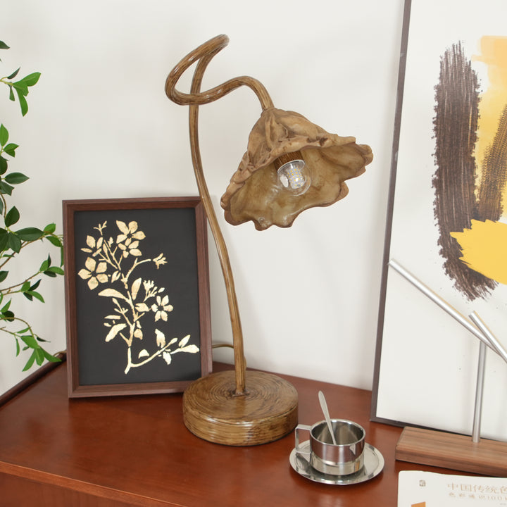 Artistic Lotus Leaf Table Lamp