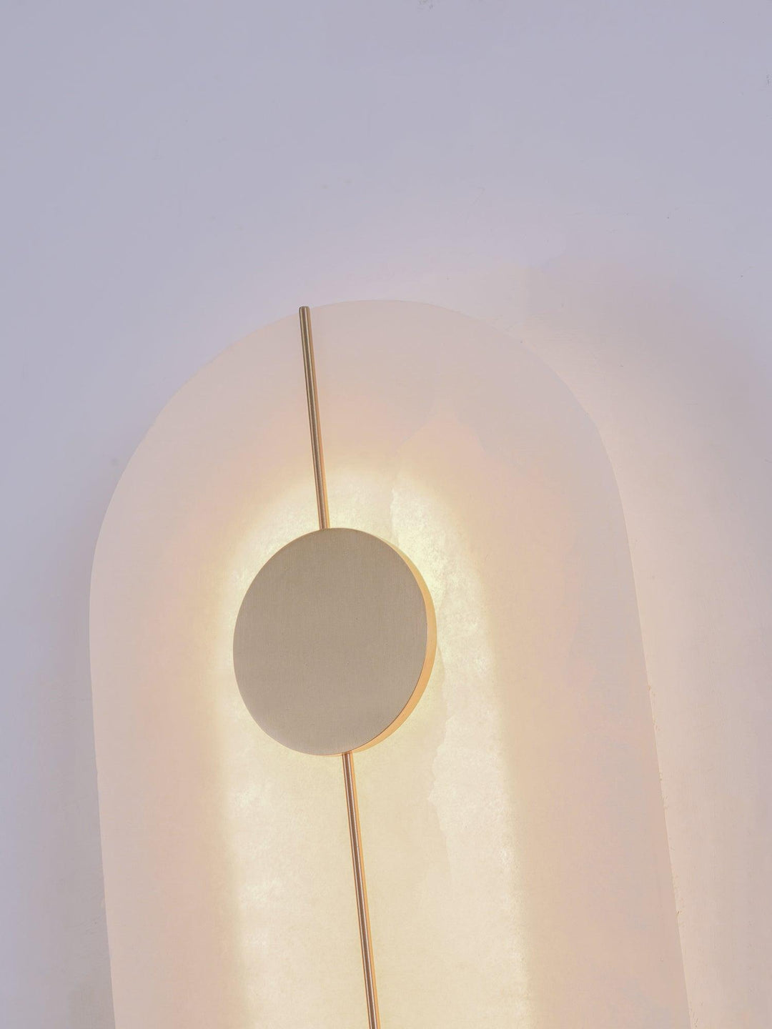 Artistic Alabaster Wall Lamp - Vakkerlight