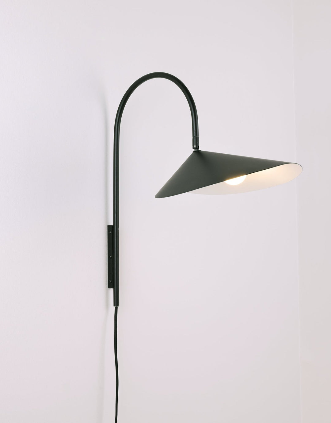 Arum Swivel Wall Lamp - Vakkerlight