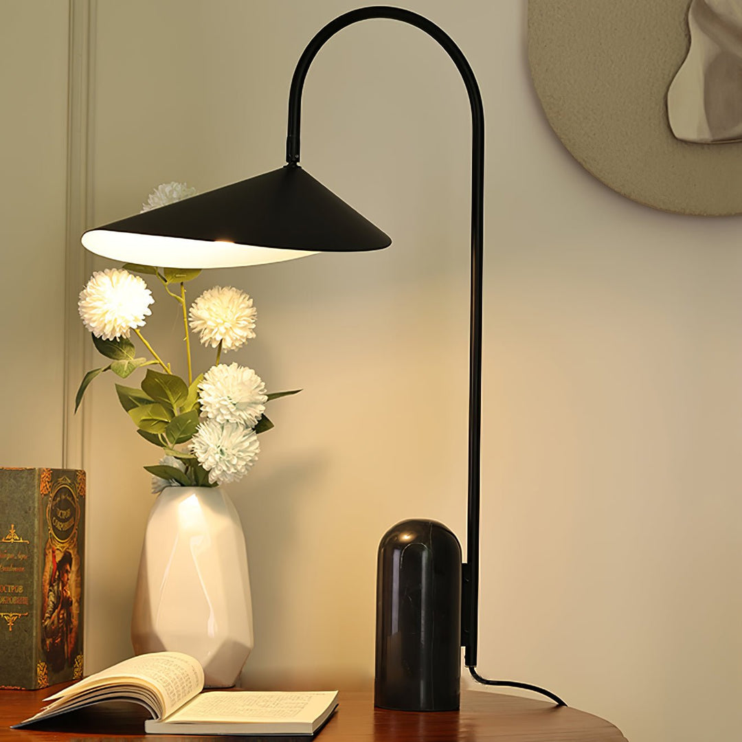 Arum Table Lamp - Vakkerlight