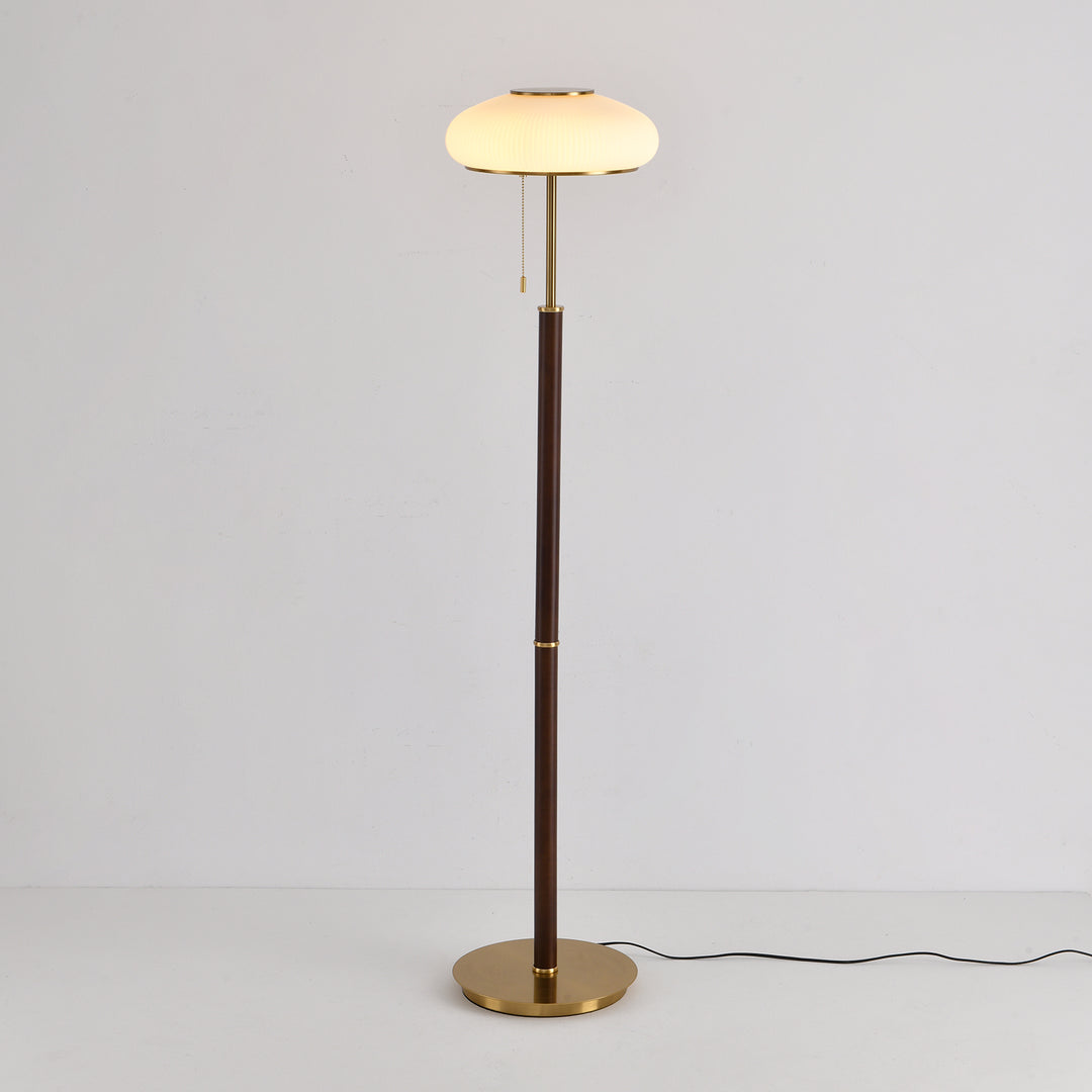 Arvia Floor Lamp - Vakkerlight