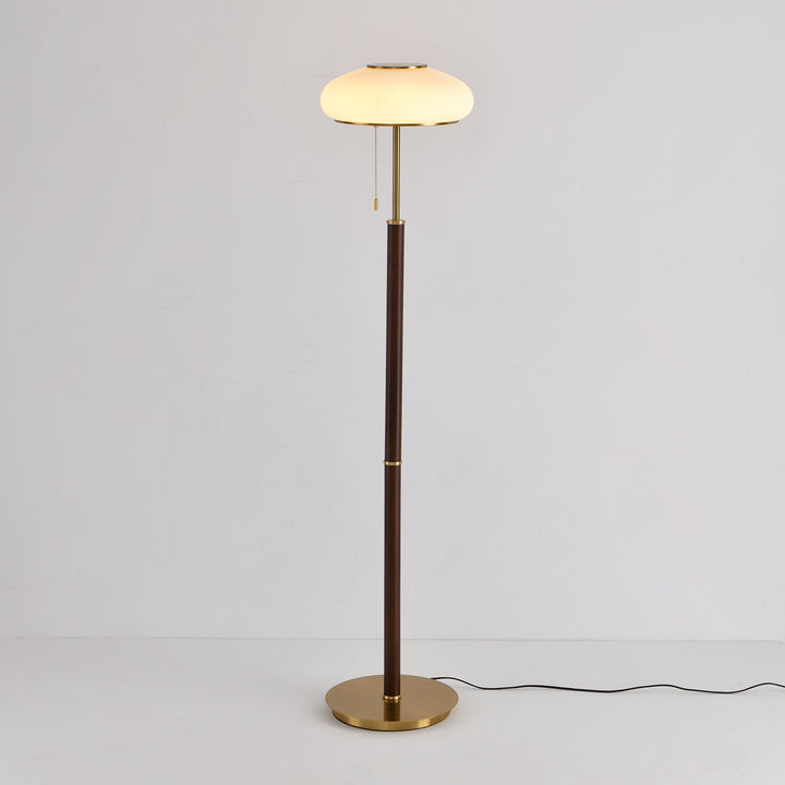 Arvia Floor Lamp - Vakkerlight