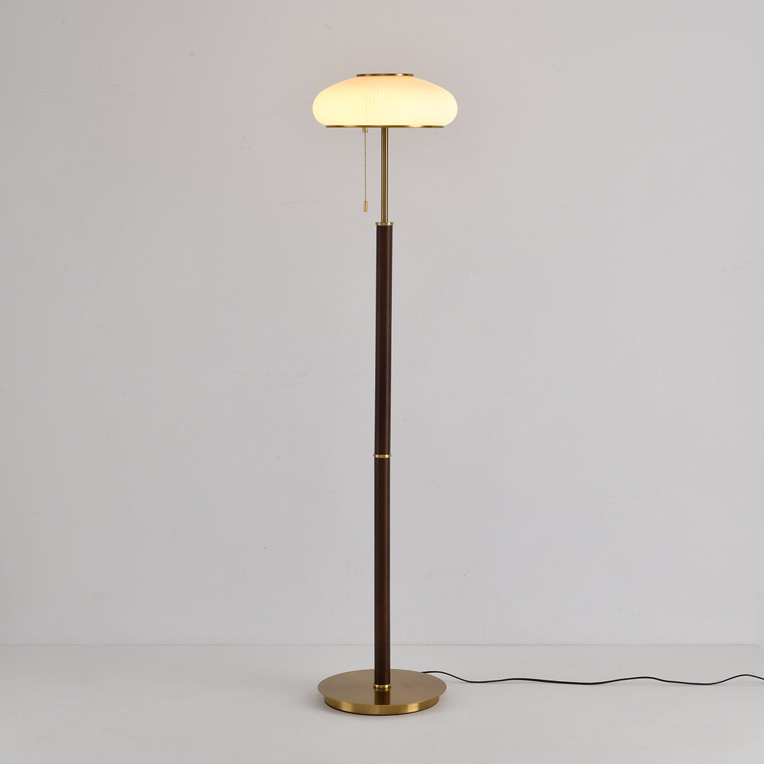 Arvia Floor Lamp - Vakkerlight
