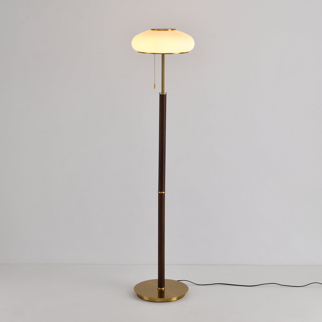Arvia Floor Lamp - Vakkerlight