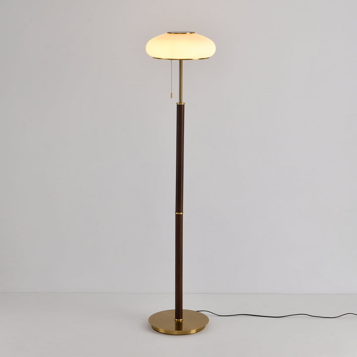 Arvia Floor Lamp - Vakkerlight