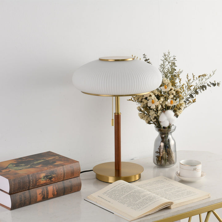 Arvia Table Lamp - Vakkerlight