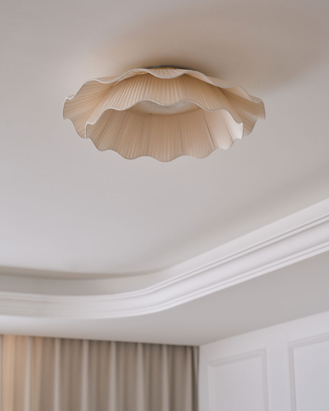 Arwen Fabric Wave Ceiling Lamp - Vakkerlight