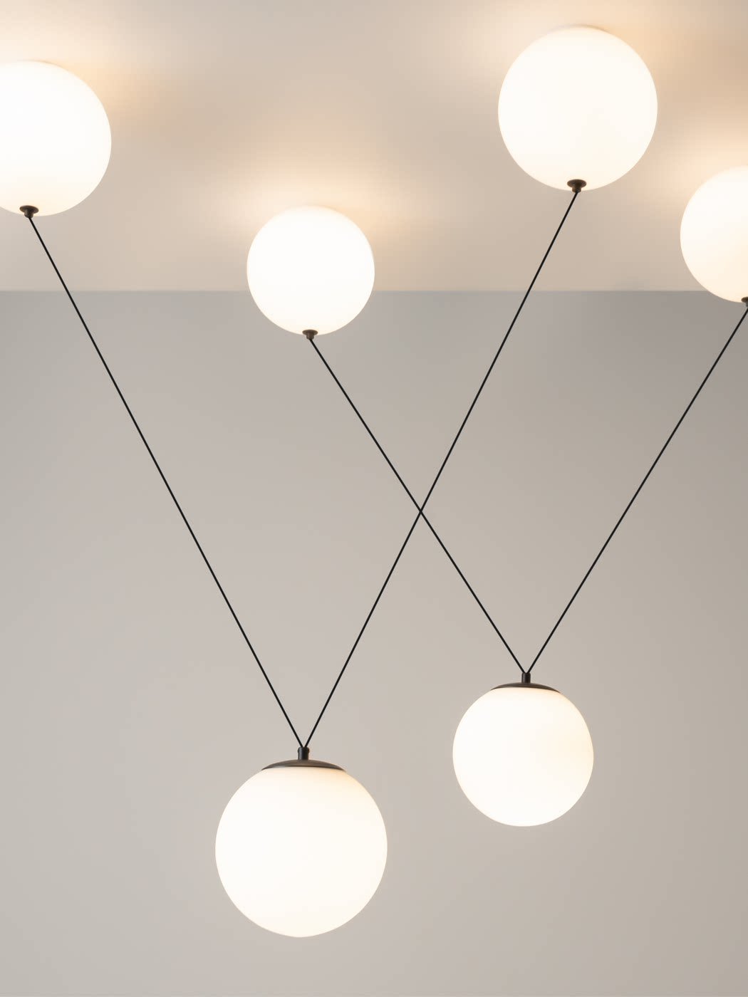 Asteris Multi Globe Pendant Lamp - Vakkerlight