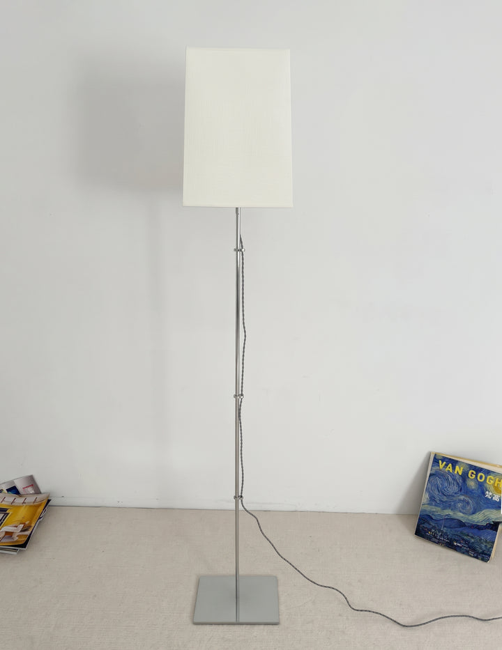 Ateel Slender Floor Lamp