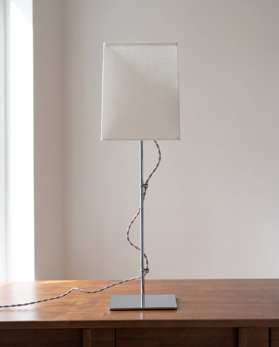 Ateel Slender Table Lamp