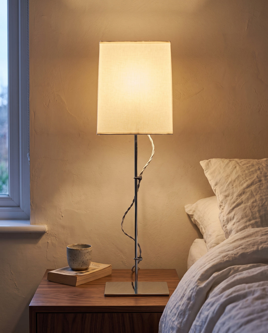 Ateel Slender Table Lamp