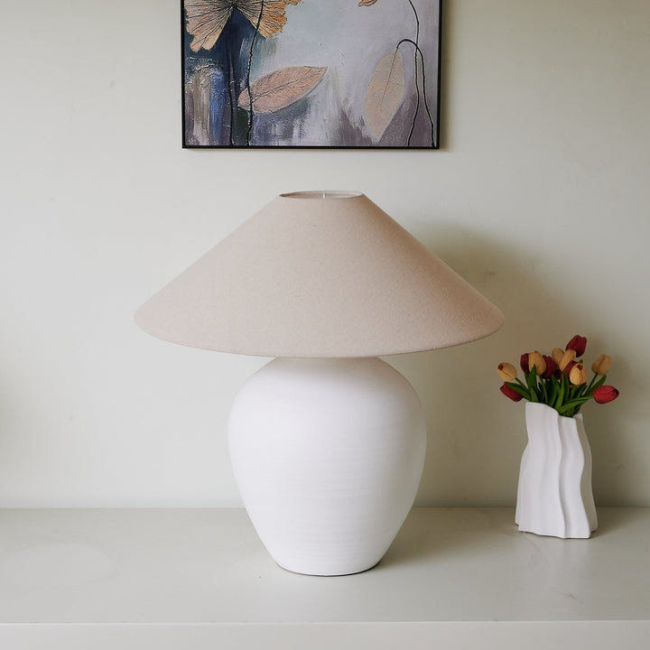 Aterra Ceramic Table Lamp - Vakkerlight