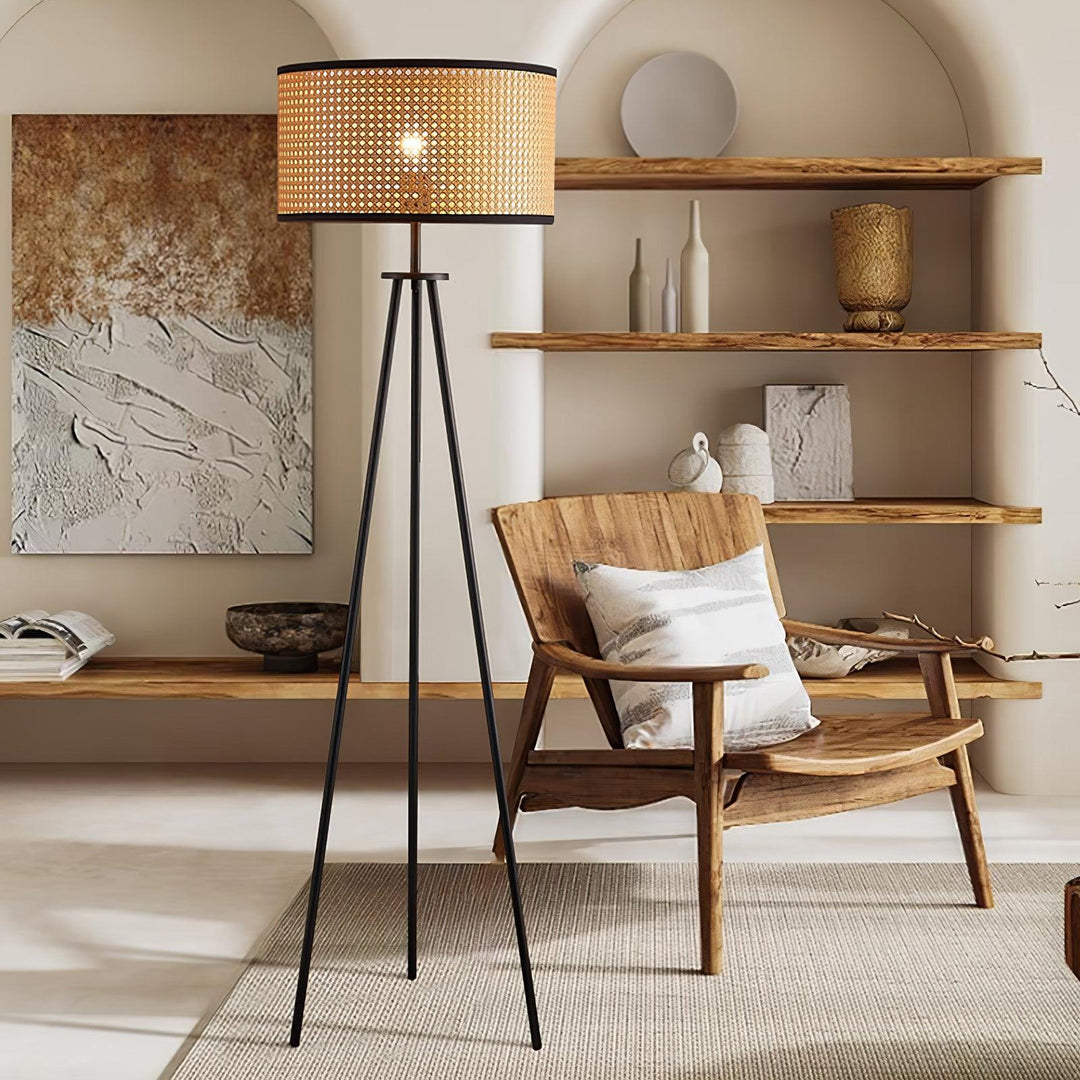 Aubrey Floor Lamp - Vakkerlight