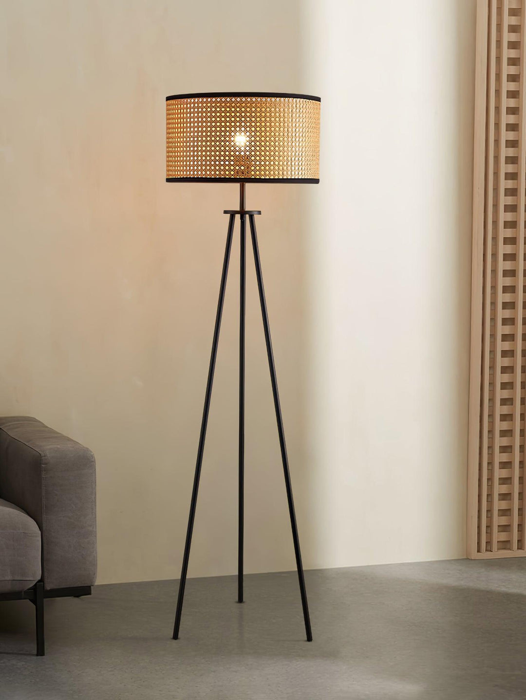 Aubrey Floor Lamp - Vakkerlight