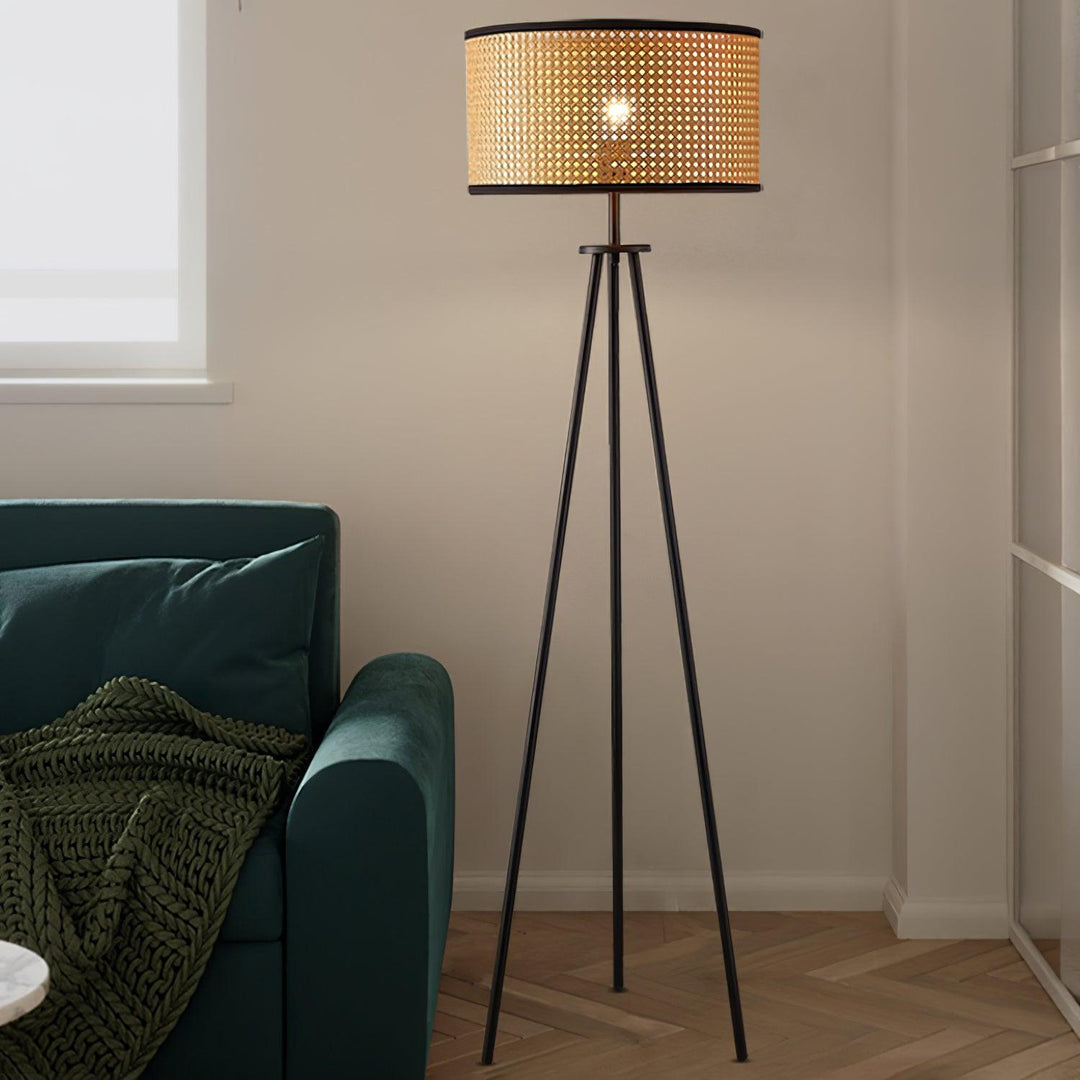 Aubrey Floor Lamp - Vakkerlight