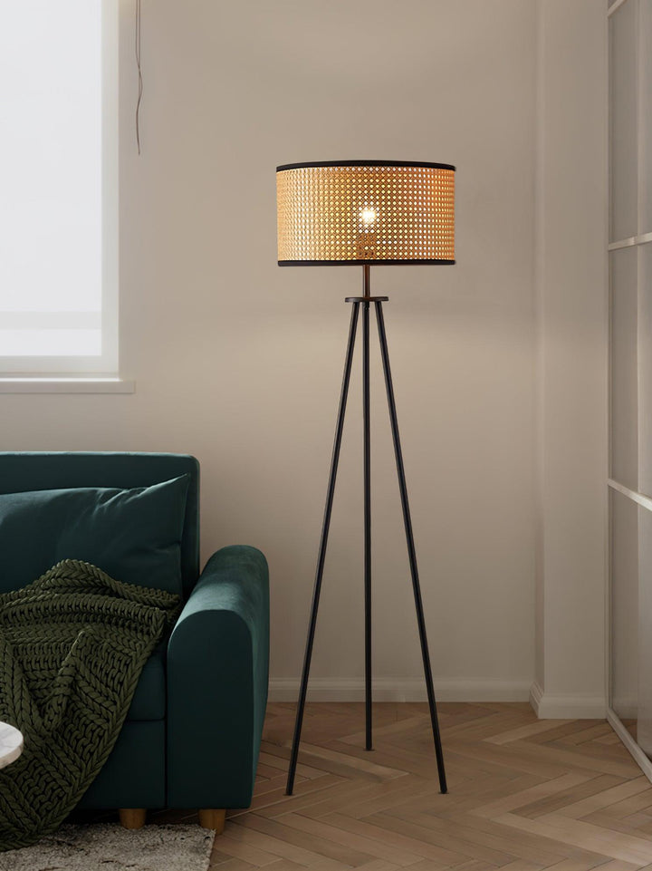 Aubrey Floor Lamp - Vakkerlight