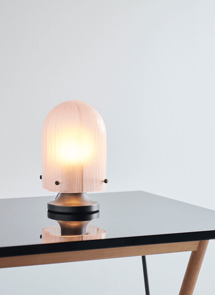 Aura Fluted Table Lamp - Vakkerlight
