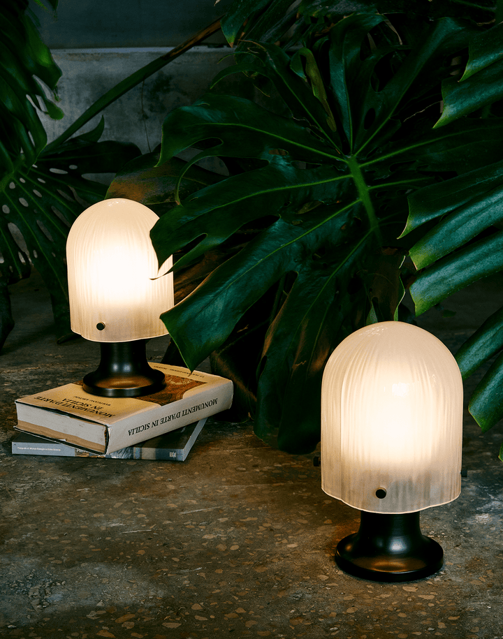 Aura Fluted Table Lamp - Vakkerlight