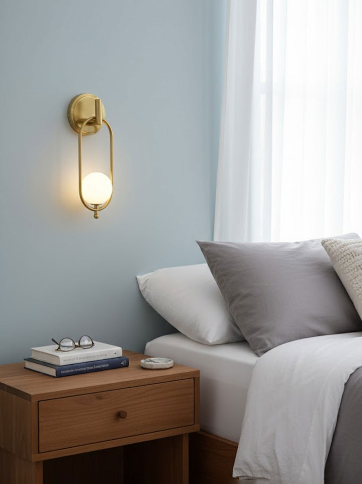 Aurea Brass Wall Light - Vakkerlight
