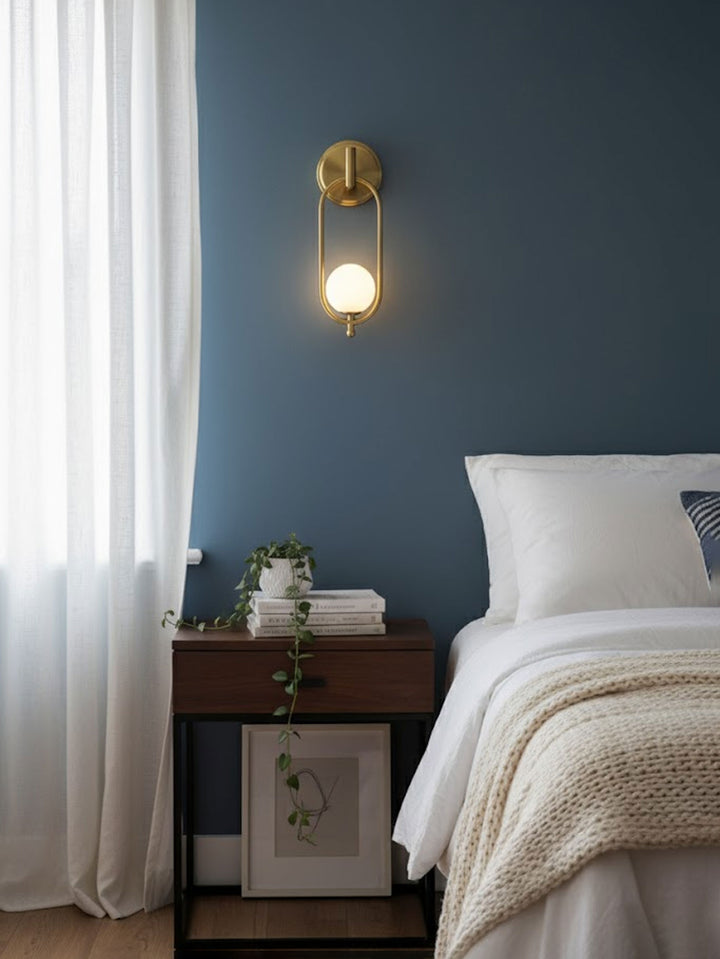 Aurea Brass Wall Light - Vakkerlight