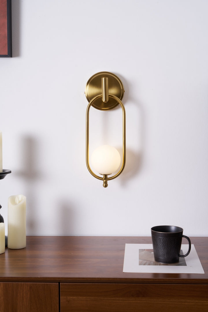 Aurea Brass Wall Light - Vakkerlight