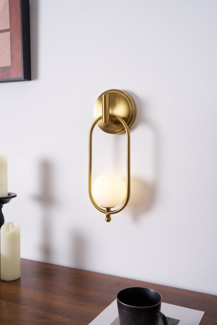 Aurea Brass Wall Light - Vakkerlight