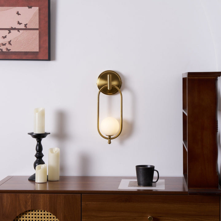 Aurea Brass Wall Light - Vakkerlight