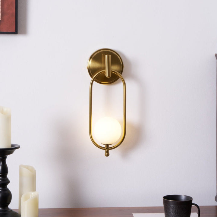 Aurea Brass Wall Light - Vakkerlight