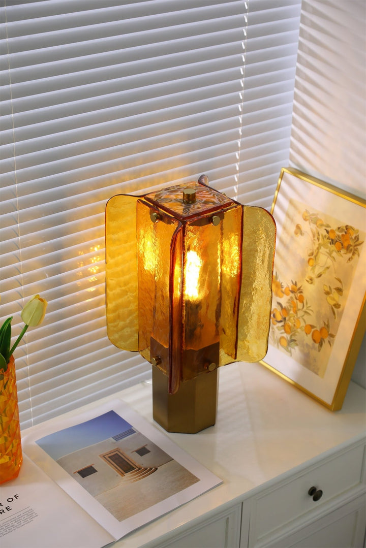 Aurelia Glass Table Lamp - Vakkerlight