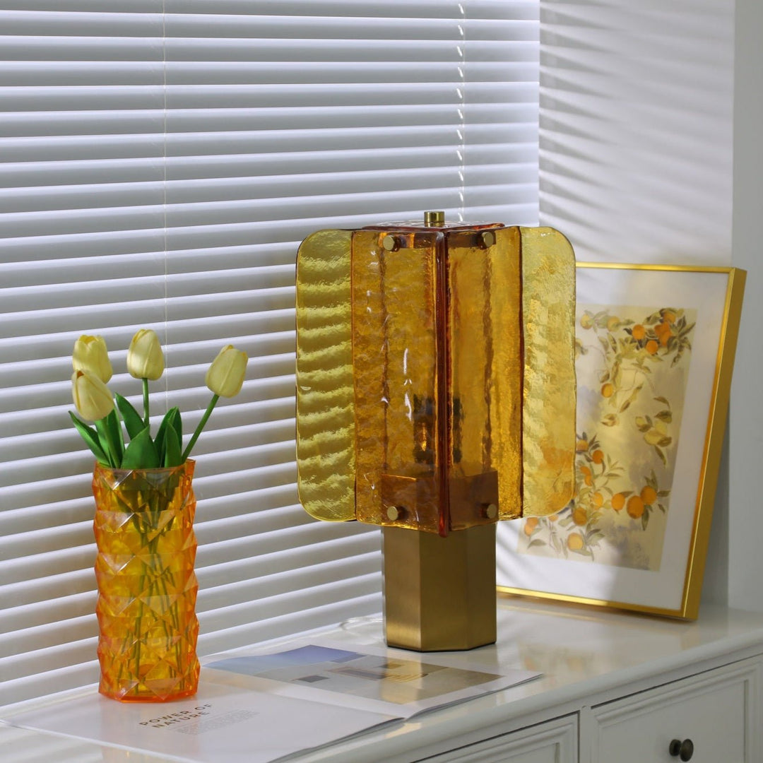 Aurelia Glass Table Lamp - Vakkerlight