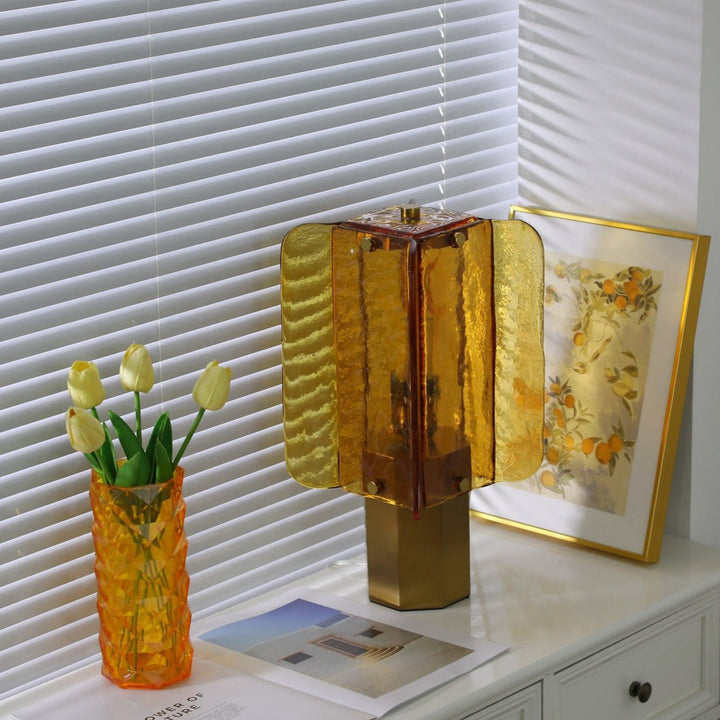 Aurelia Glass Table Lamp - Vakkerlight