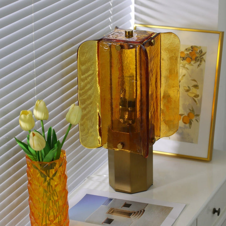 Aurelia Glass Table Lamp - Vakkerlight