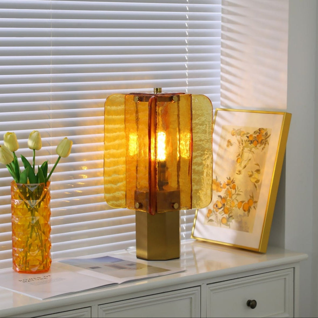 Aurelia Glass Table Lamp - Vakkerlight