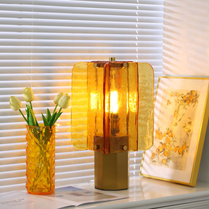 Aurelia Glass Table Lamp - Vakkerlight