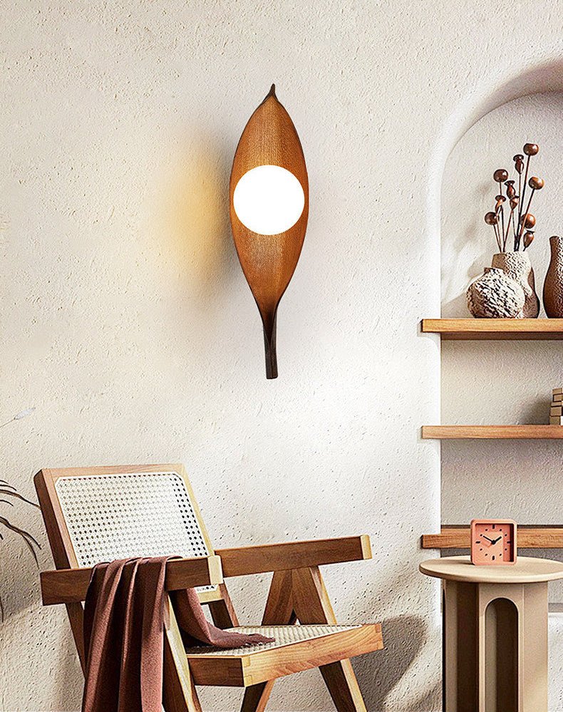 Aureo Leaf Glass Wall Lamp - Vakkerlight