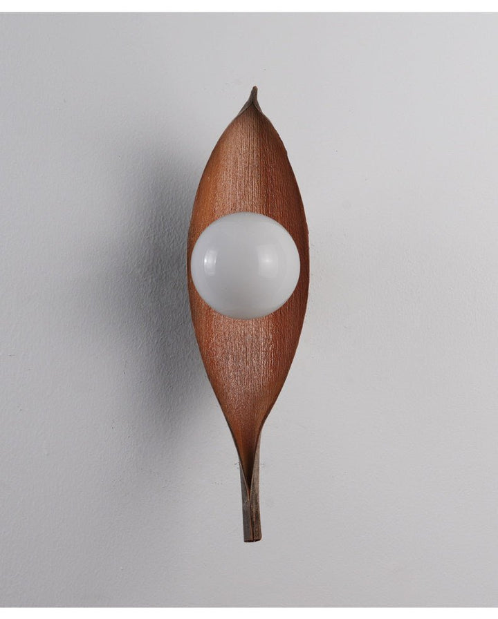Aureo Leaf Glass Wall Lamp - Vakkerlight